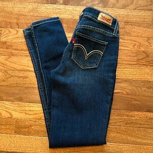 Levi’s Women Skinny Jeans size 26 waist